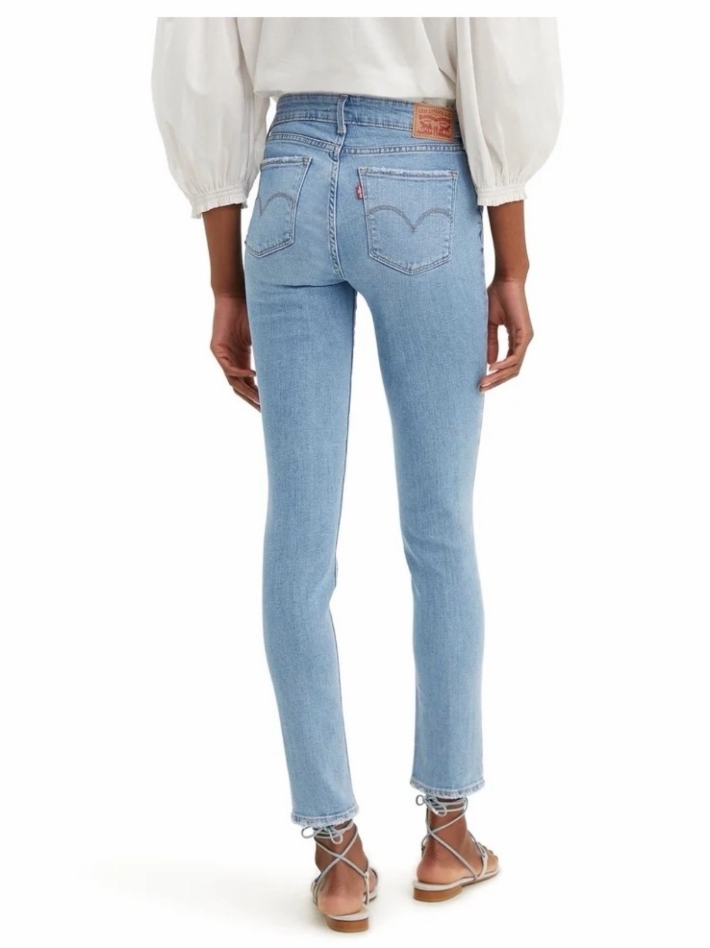 Levi's Skinny Jeans in Light Wash Blue